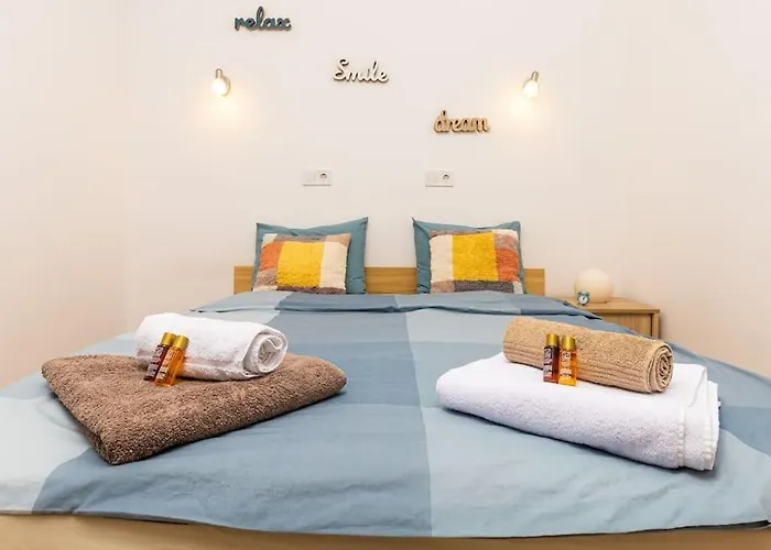 'little Little' House In The Town Center & Parking Διαμέρισμα *