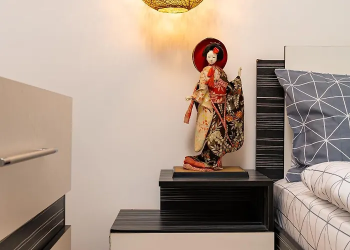 'little Little' House In The Town Center & Parking * Φιλιππούπολη