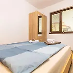 Apartmán 'little Little' House In The Town Center & Parking