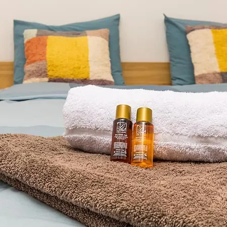 شقة 'little Little' House In The Town Center & Parking