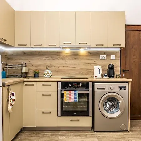 'little Little' House In The Town Center & Parking Plovdiv