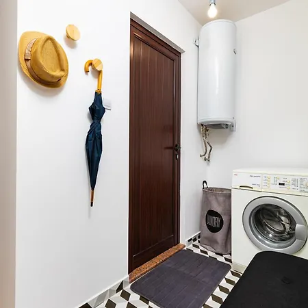 Apartamento 'little Little' House In The Town Center & Parking