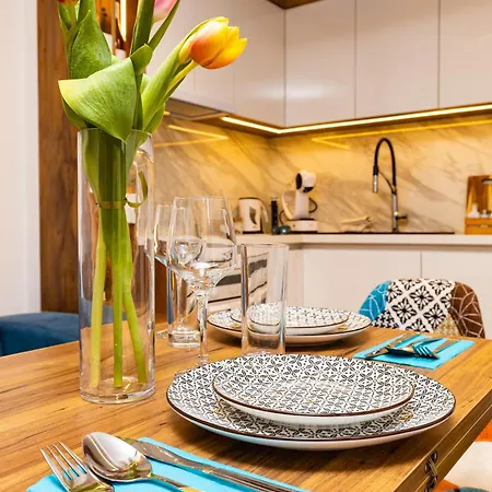 'little Little' House In The Town Center & Parking شقة بلوفديف