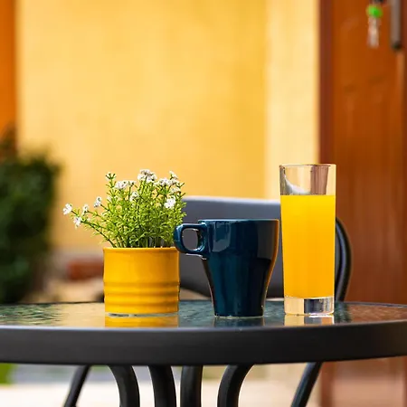 'little Little' House In The Town Center & Parking Apartamento