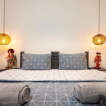 'little Little' House In The Town Center & Parking Apartamento *