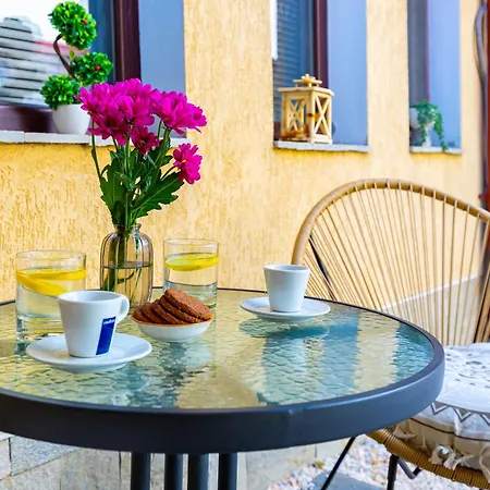 Апартаменты 'little Little' House In The Town Center & Parking