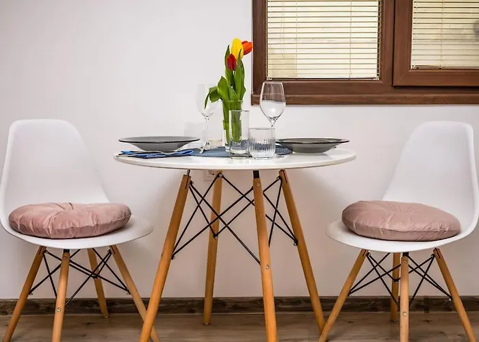 'little Little' House In The Town Center & Parking *